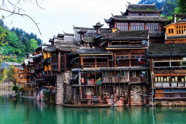 凤凰古城回龙阁吊脚楼群,凤凰古城吊脚楼客栈-